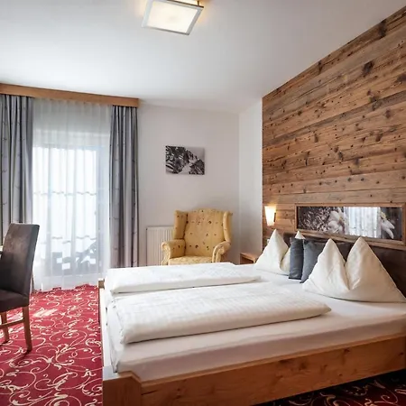 Garni Heisenhof 3*