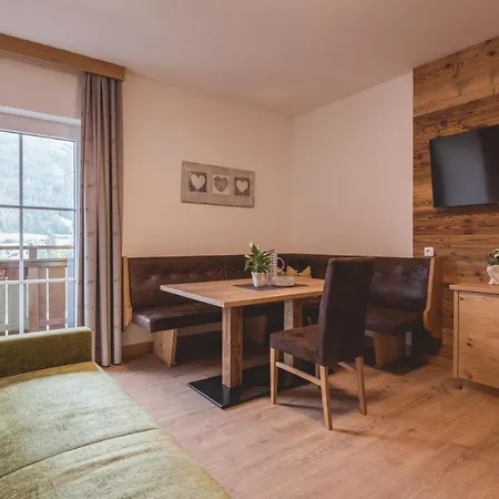 Hotel Garni Heisenhof 3*
