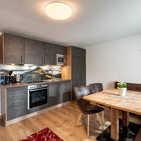 Garni Heisenhof Hotell