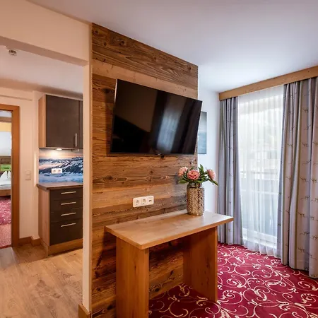 Garni Heisenhof Hotel 3*