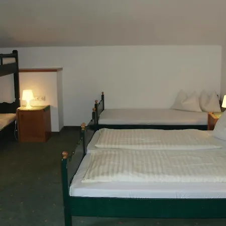 Hotel Garni Heisenhof 3*