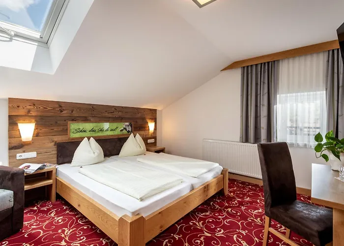 ホテル Garni Heisenhof