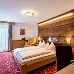 Garni Heisenhof 3*