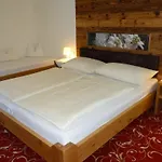 Garni Heisenhof Szálloda 3*