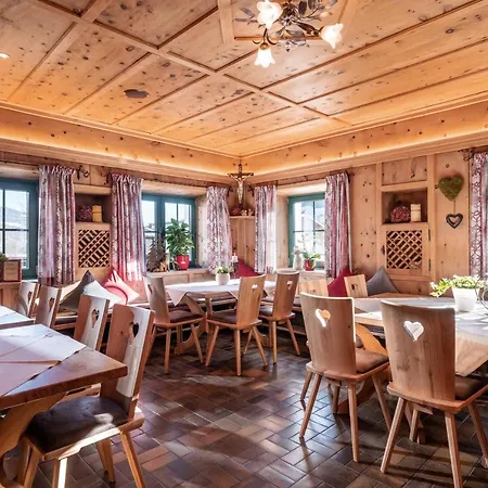 Garni Heisenhof 韦斯滕多夫