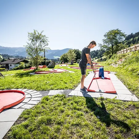 Hotel Garni Heisenhof 3*