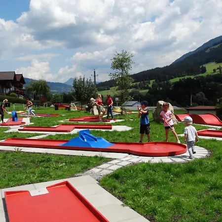 Hotel Garni Heisenhof 3*